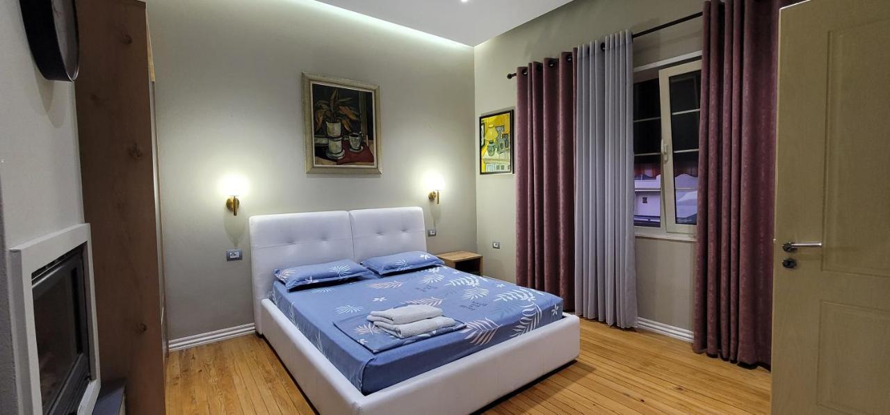 Girasole Home Tirana Bagian luar foto